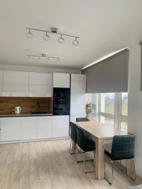 New 3 rooms apartment near the metro station